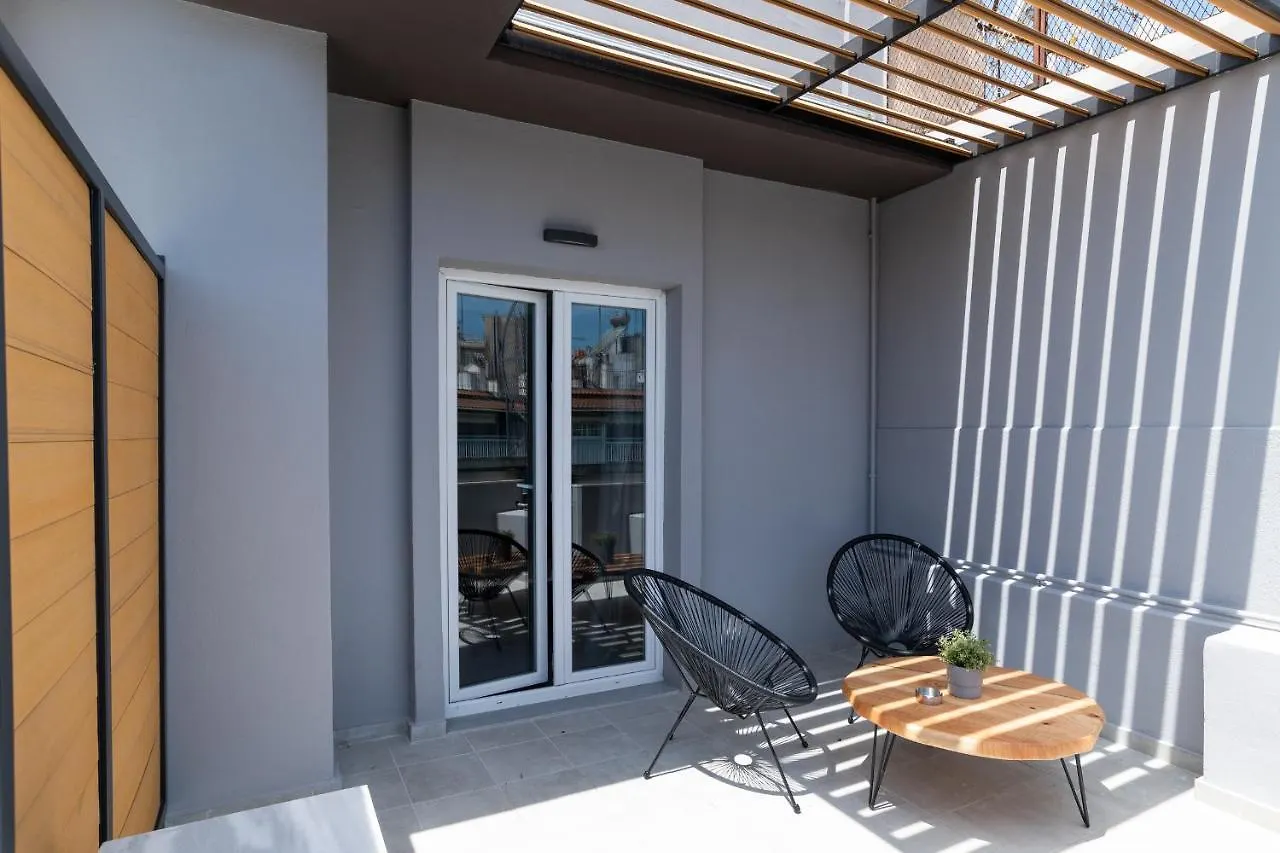 White 9 Bed & Breakfast Thessaloniki