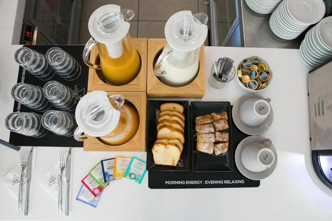 White 9 Bed & Breakfast Thessaloniki